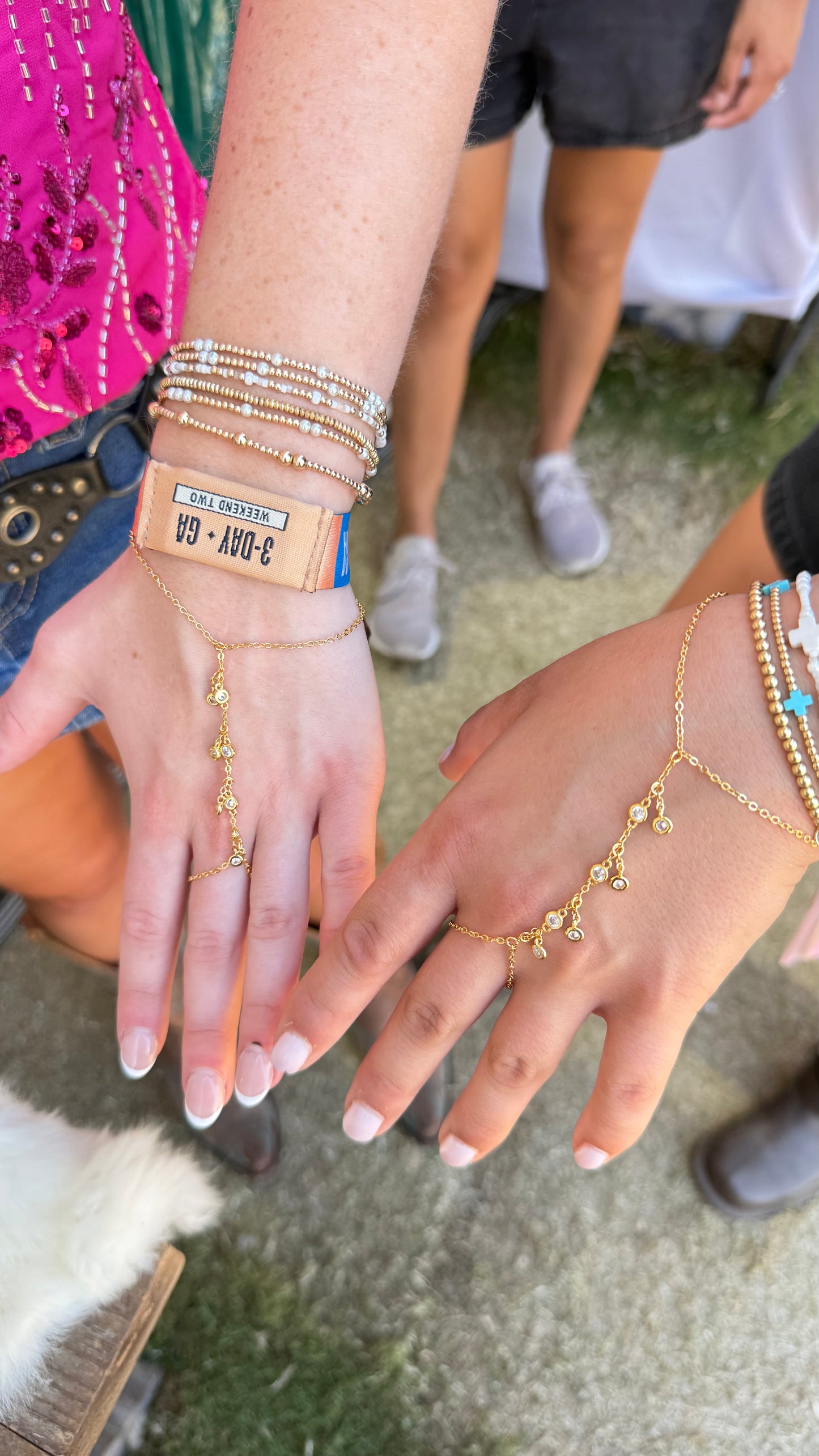 HIBISCUS Cz Hand Chain