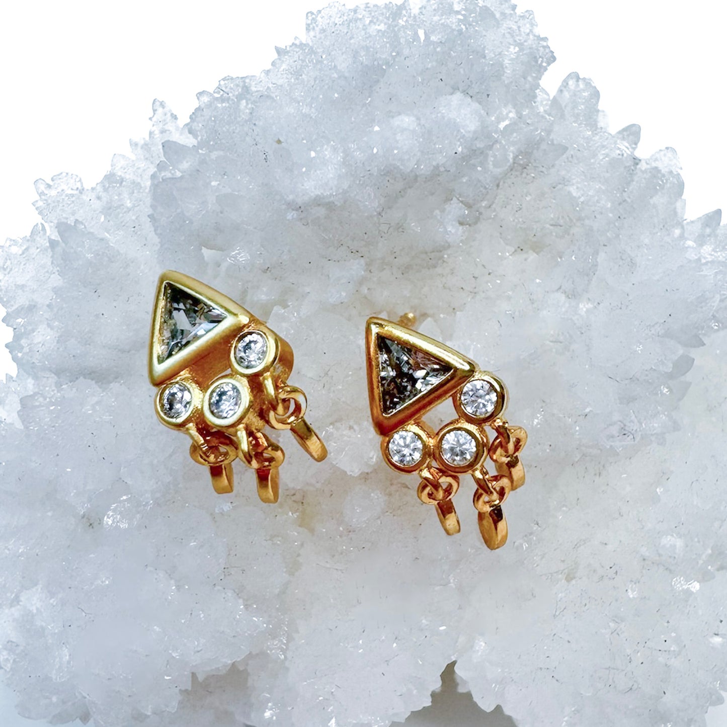 PRYAMID CZ Triangle Tassel Stud