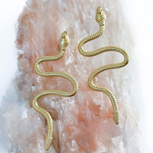 GOLDEN AURA Snake Statement Earrings